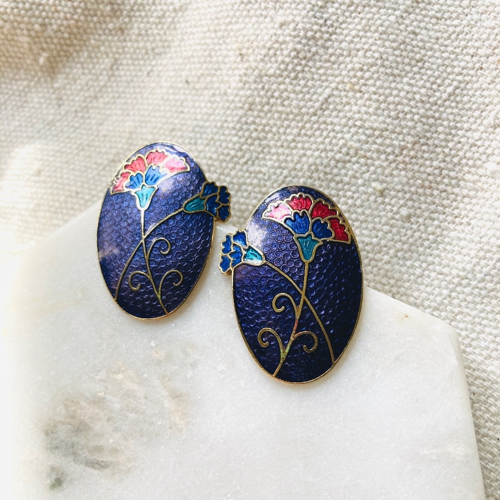 Vintage Purple Red Blue 90s Carnation Flower Enamel Cloisonne Earrings 1.25”